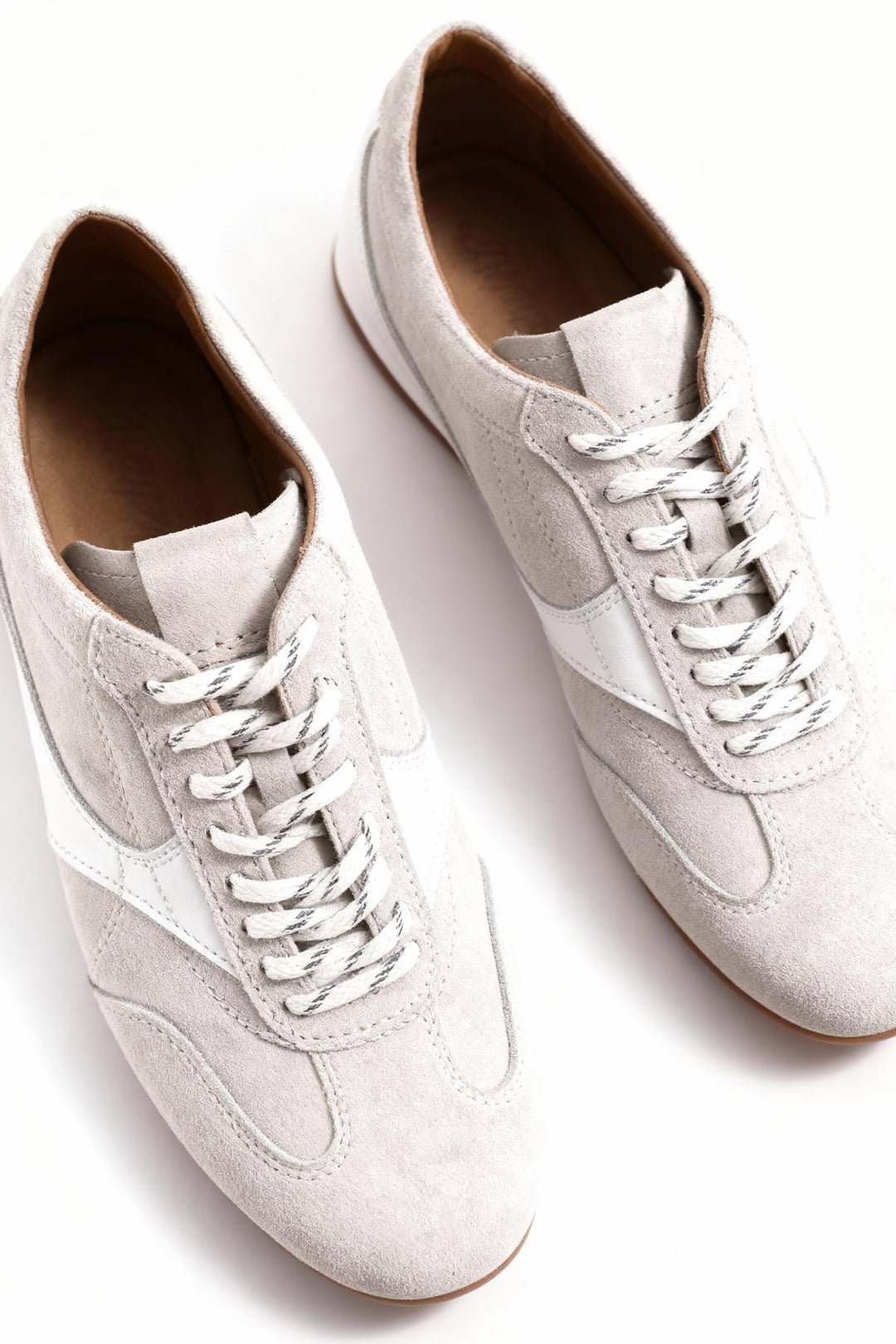 Giesto Chaussure en cuir blanc à empiècements - Blanc