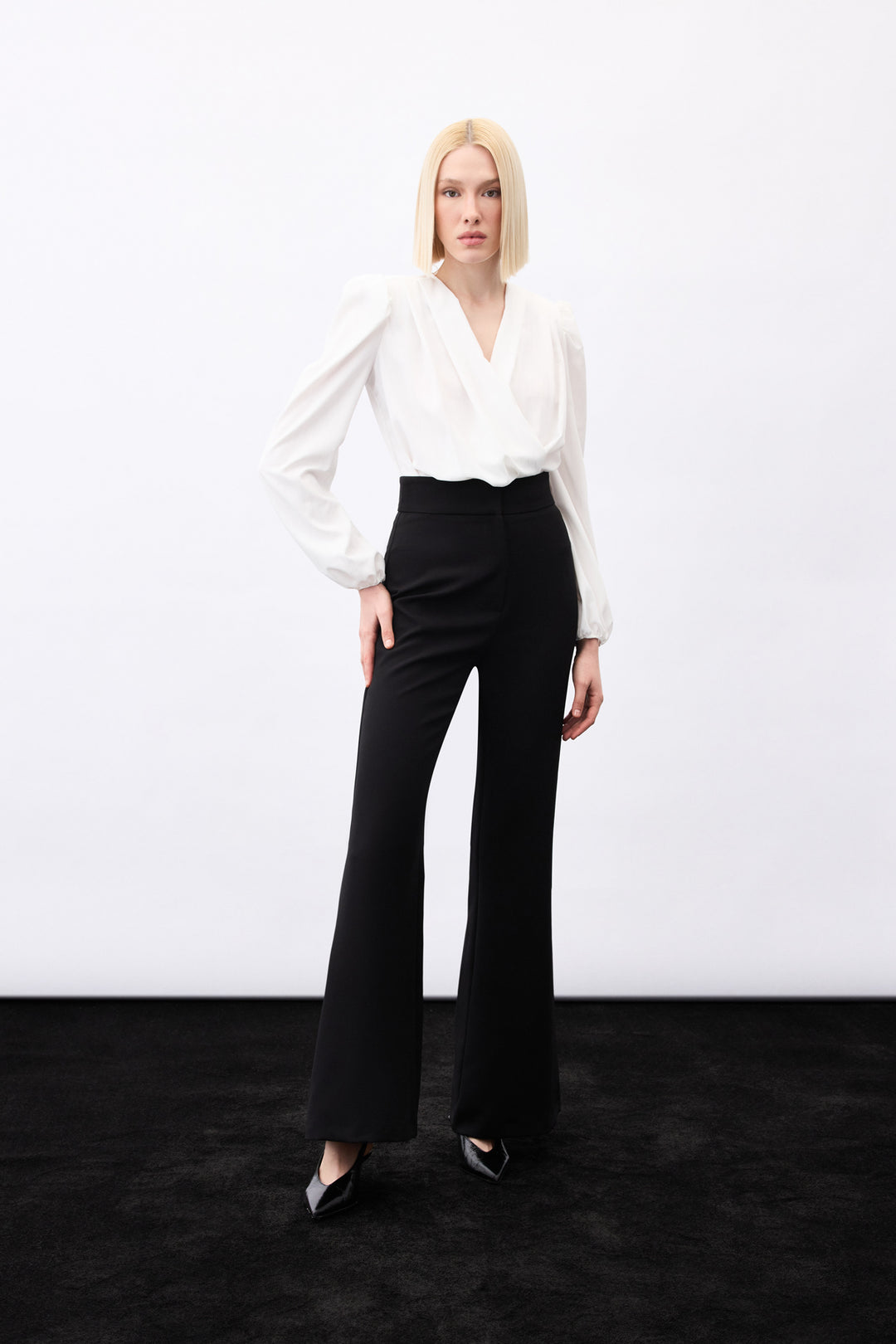 Sateen Blouse bodysuit à rayures brillantes - Écru