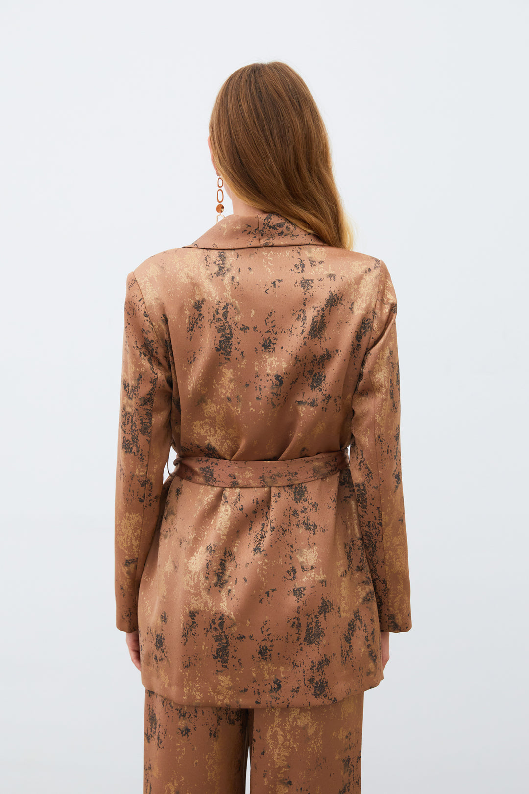 Sateen Veste Longue à Ceinture Brillante à Motifs - Marron