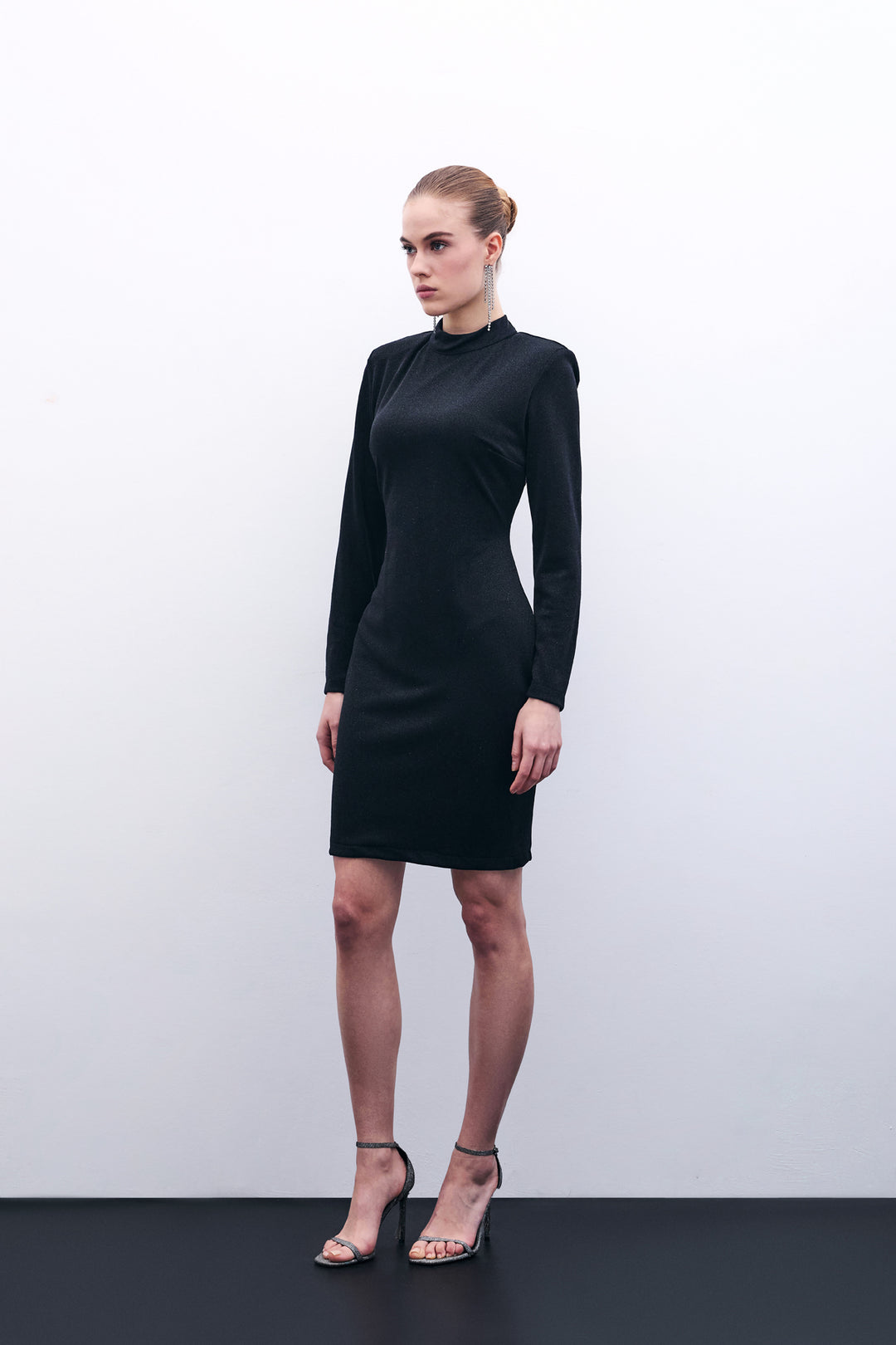 Sateen Robe courte brillante - Noir