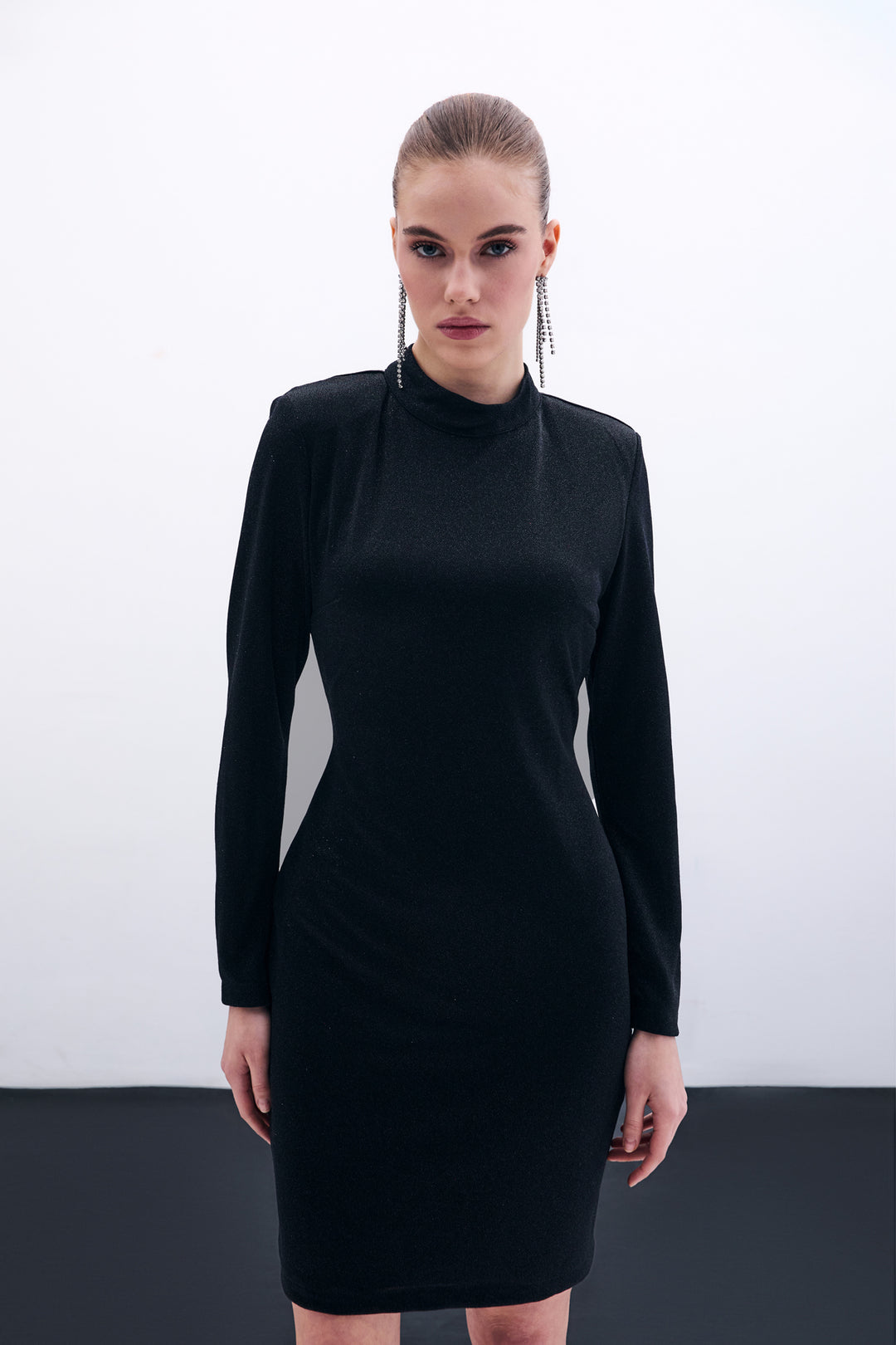 Sateen Robe courte brillante - Noir