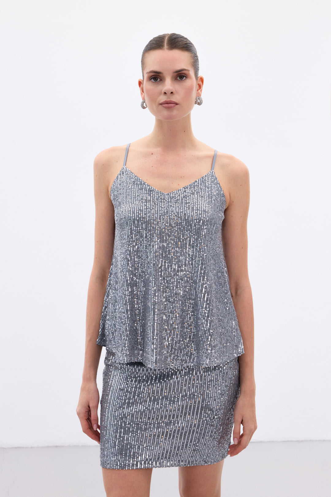 Sateen Top à Bretelles avec Détails Pailletés - Gris