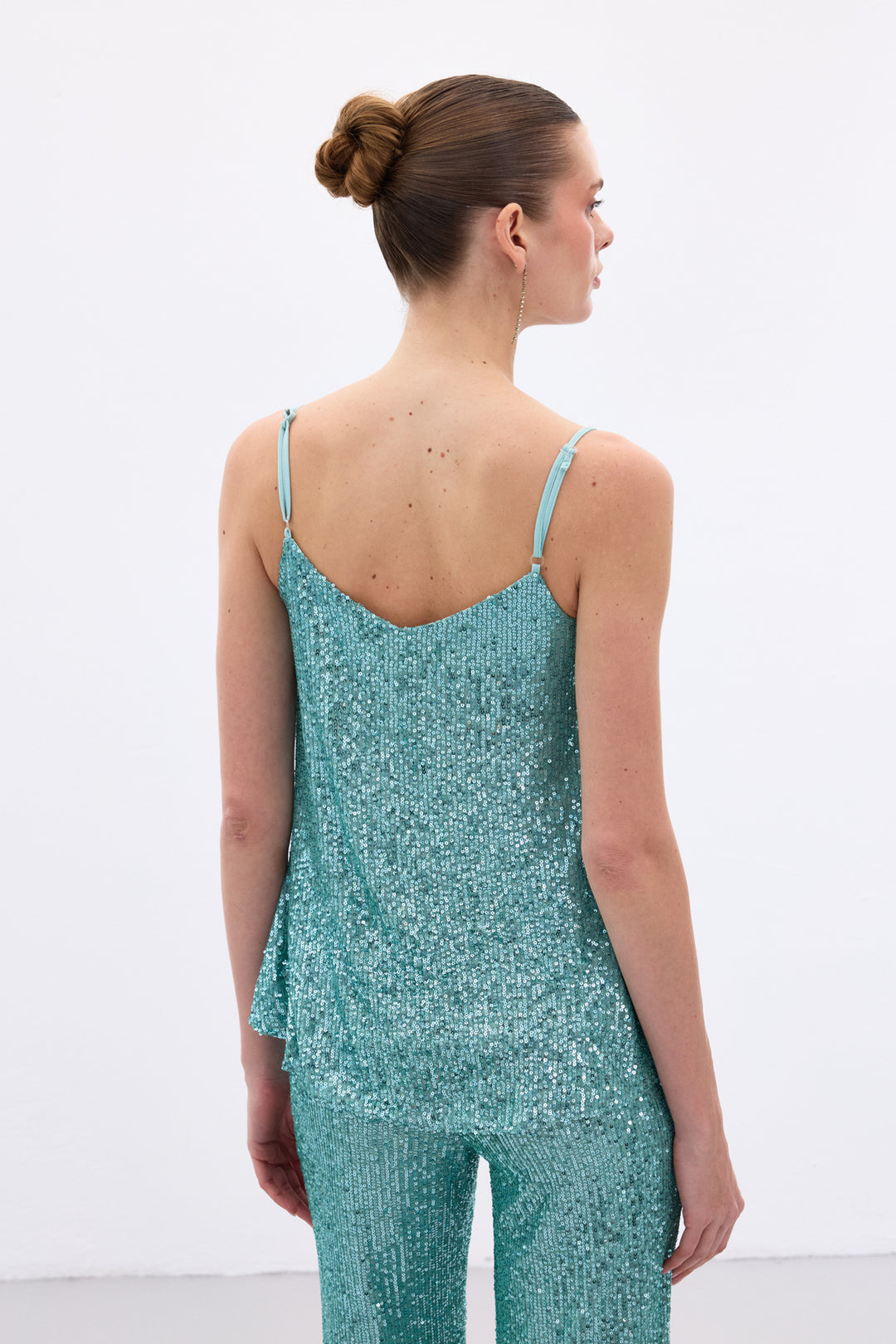 Sateen Blouse à Bretelles avec Détails en Paillettes - Menthe
