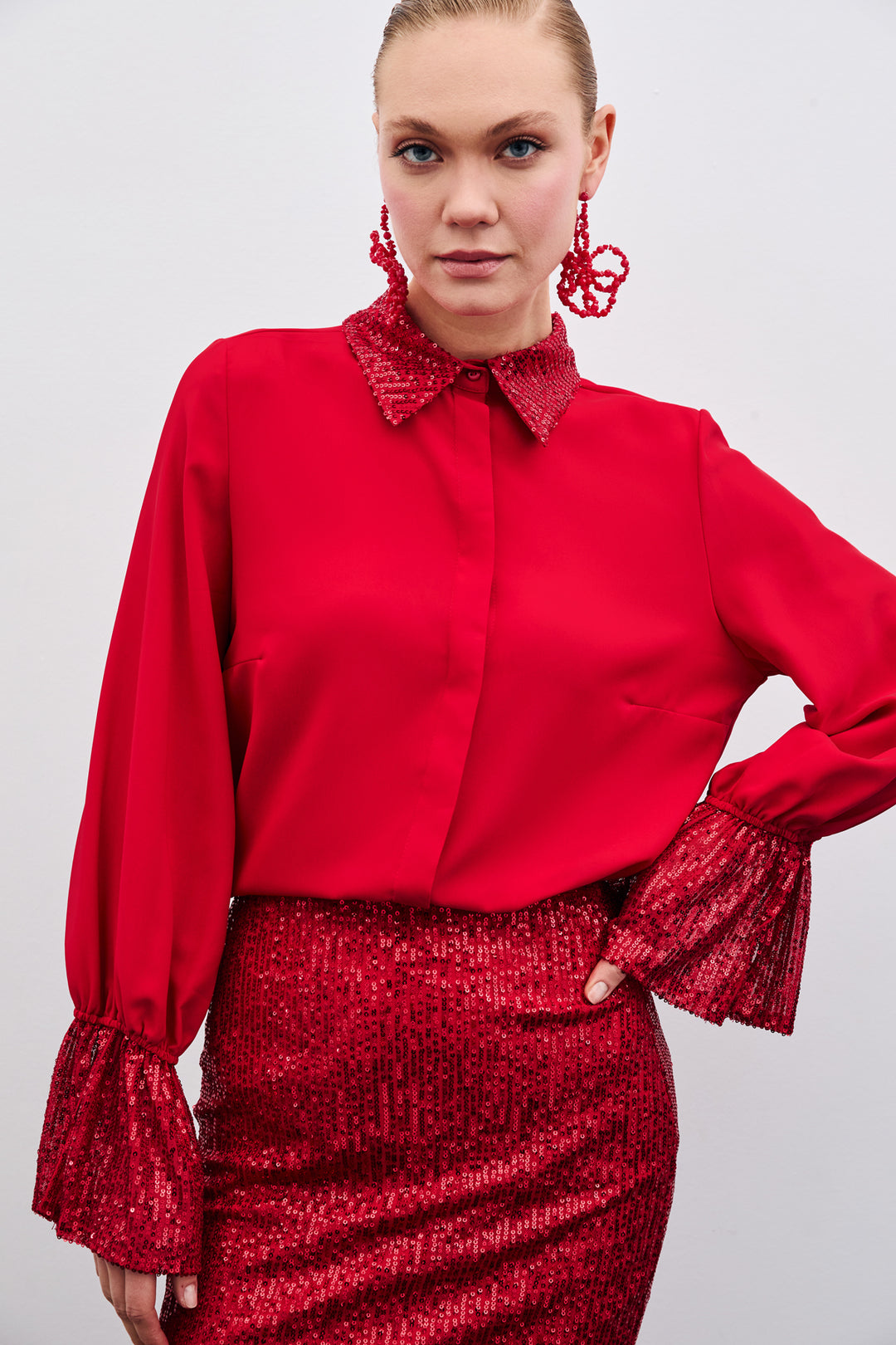 Sateen Chemisier avec Détails Paillettes - Rouge