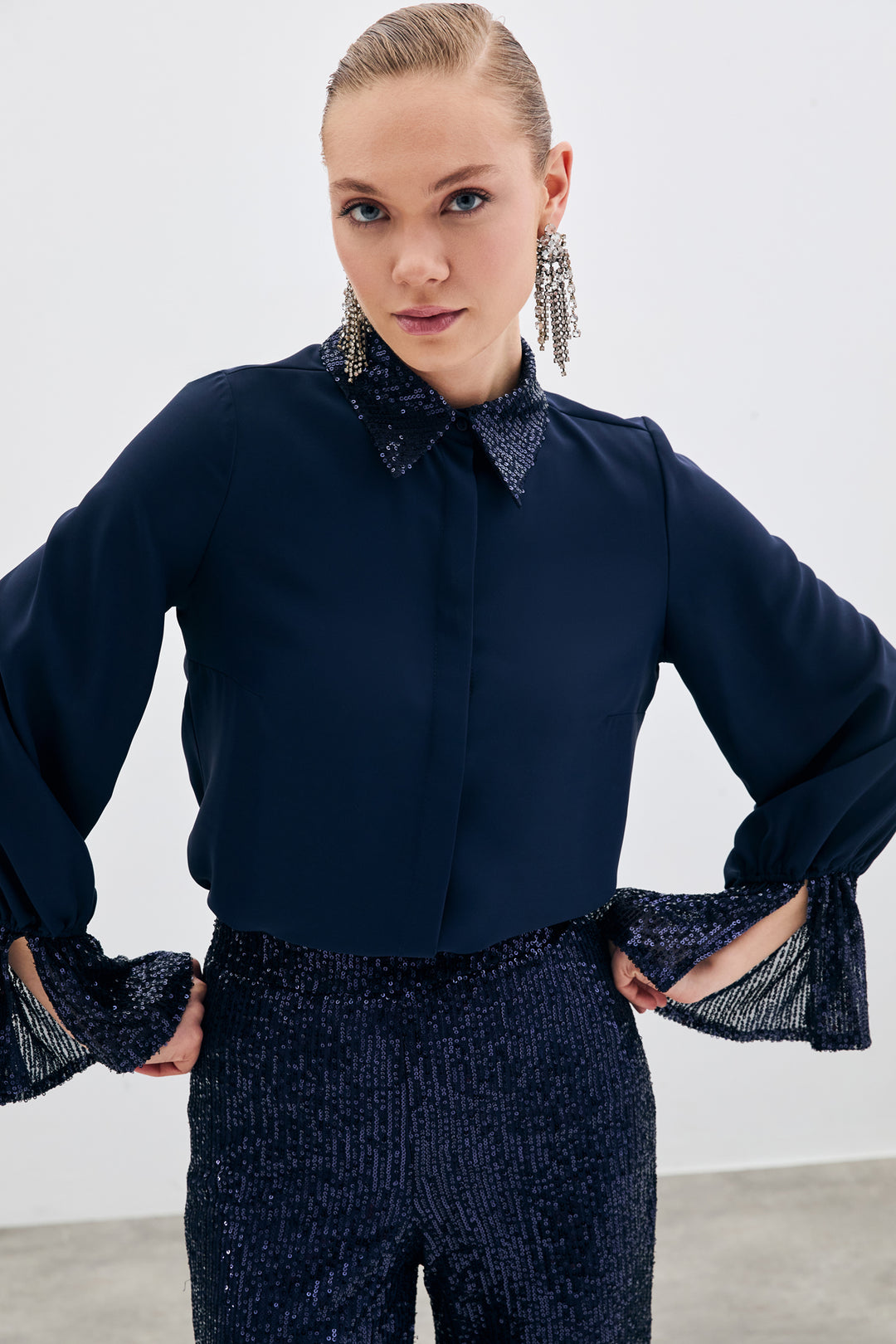 Sateen Chemisier Détail Pailleté - Bleu marine