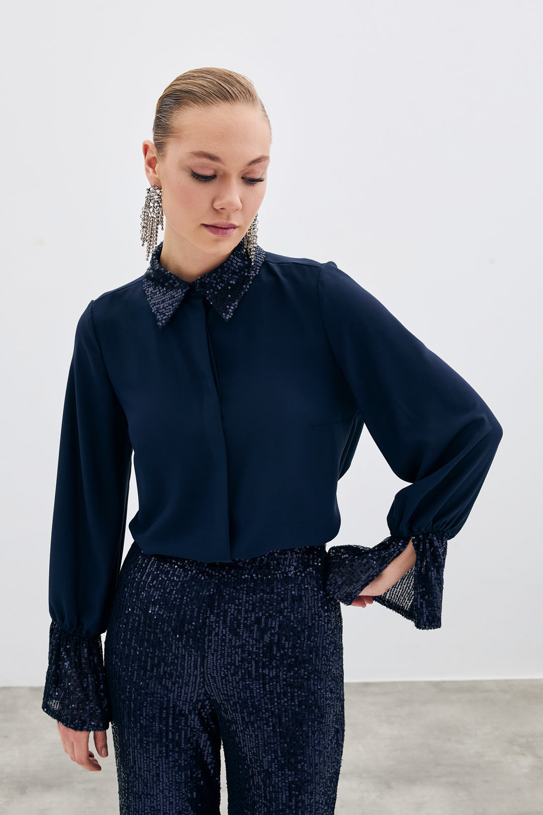 Sateen Chemisier Détail Pailleté - Bleu marine