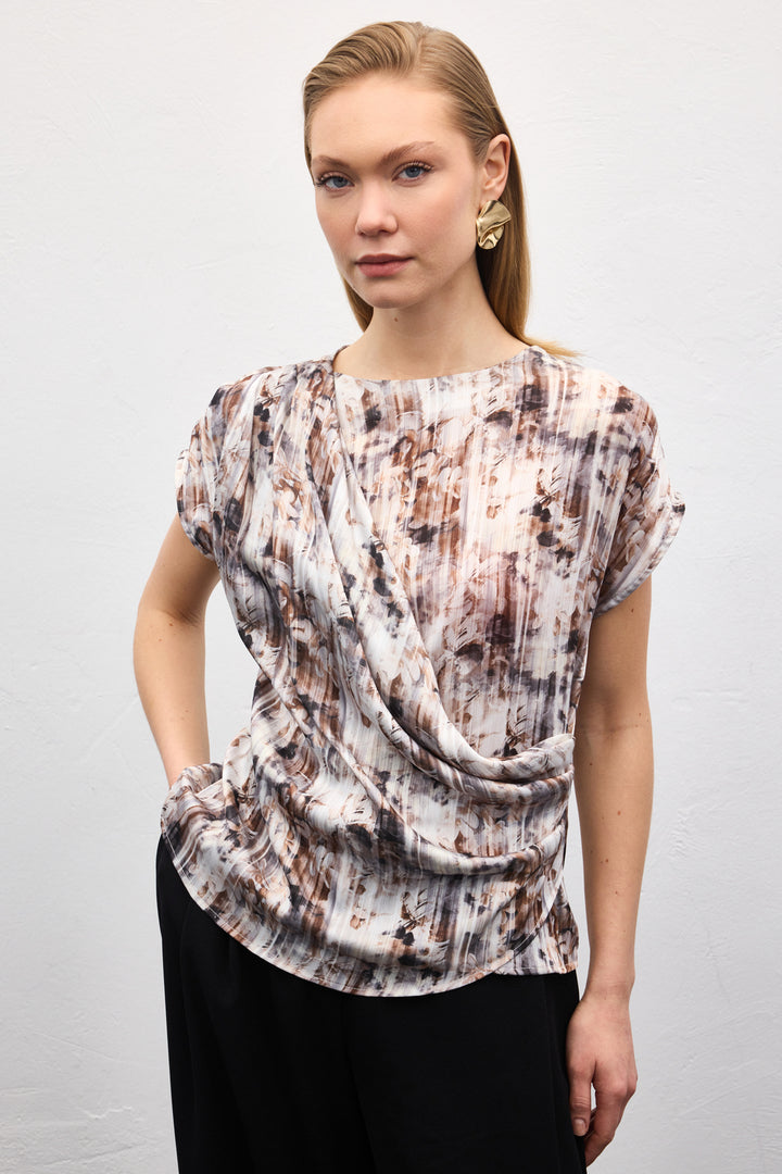 Sateen Blouse sans manches plissée - Marron