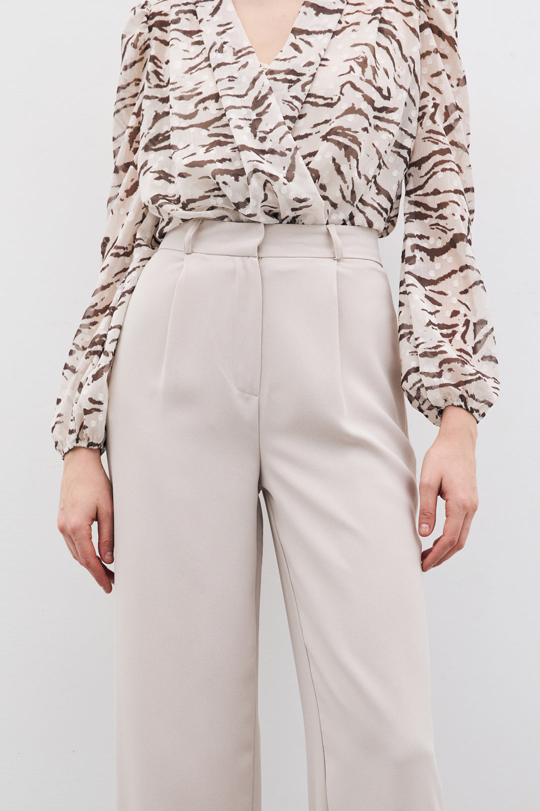 Sateen Pantalon en Crêpe Plissé - Pierre