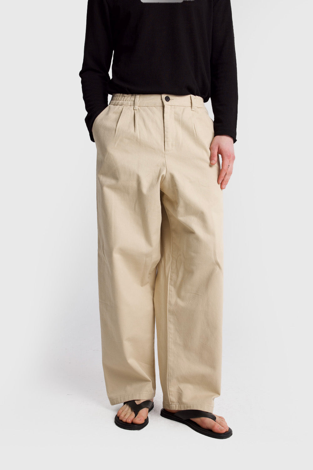 Giesto Pantalon en gabardine plissé - Noir