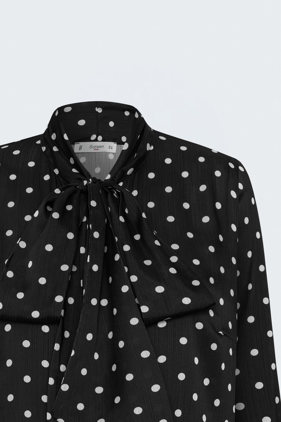 Sateen Chemise à Motif à Pois avec Foulard - Noir
