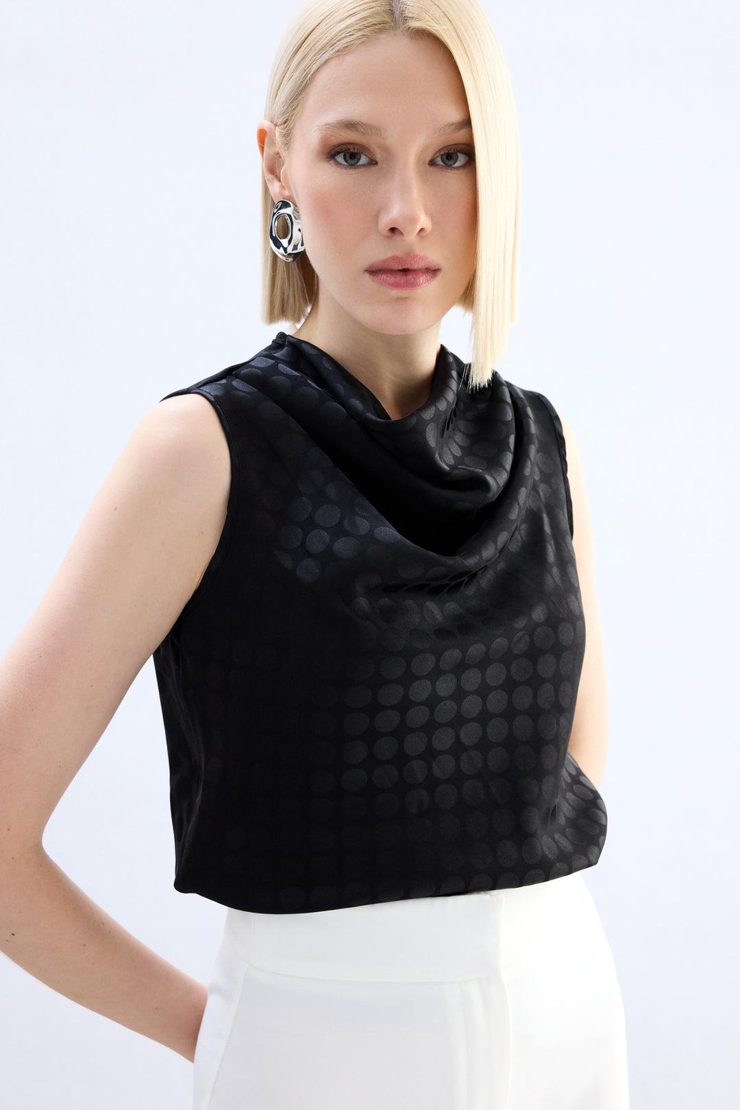 Sateen Blouse Sans Manches Imprimée Pois - Noir