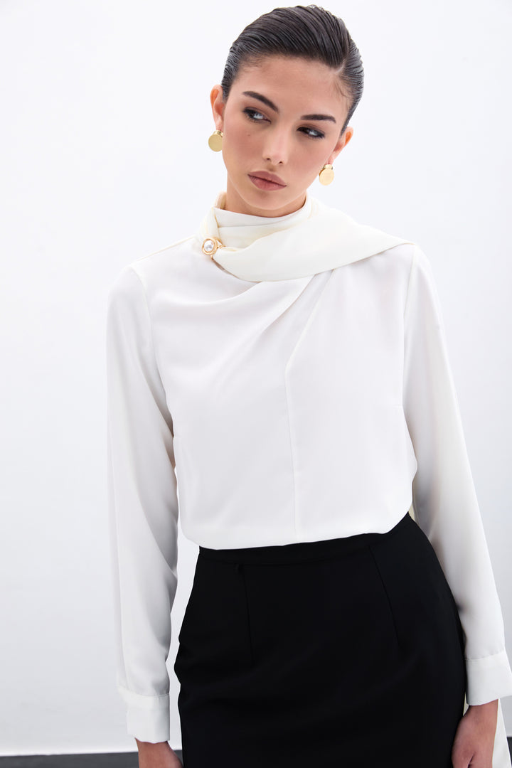 Sateen Blouse avec Détails en Châle - Écru