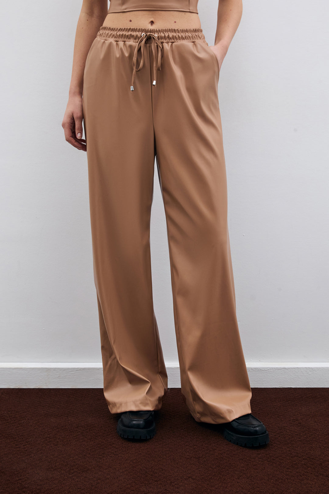 Sateen Pantalon en Cuir Ample - Beige