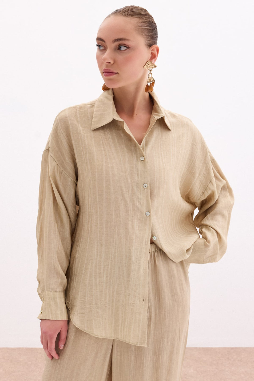 Sateen Chemise ample - Kaki