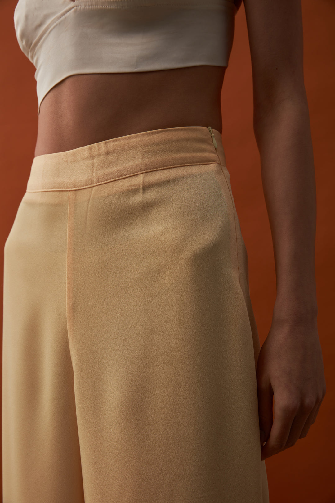 Sateen Pantalon Ample en Crêpe - Jaune