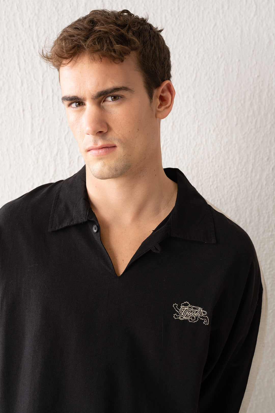 Giesto T-Shirt Noir en Lin avec Détail à Rayures - Noir