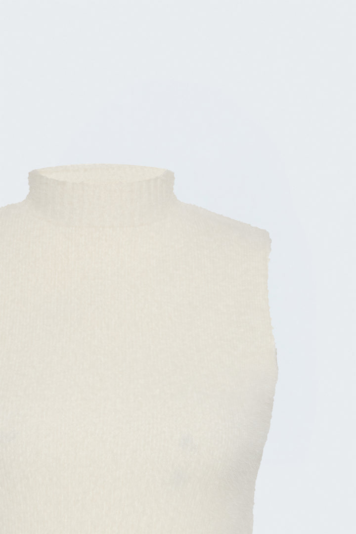 Sateen Blouse en tricot sans manches avec barbe - Crème