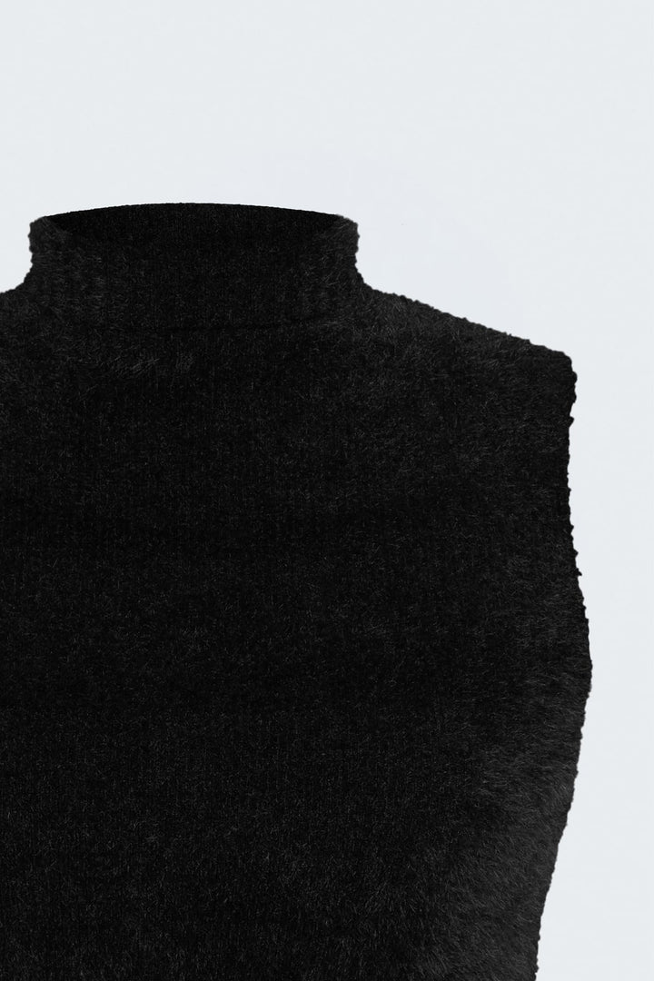 Sateen Blouse en tricot à col zéro avec poils - Noir