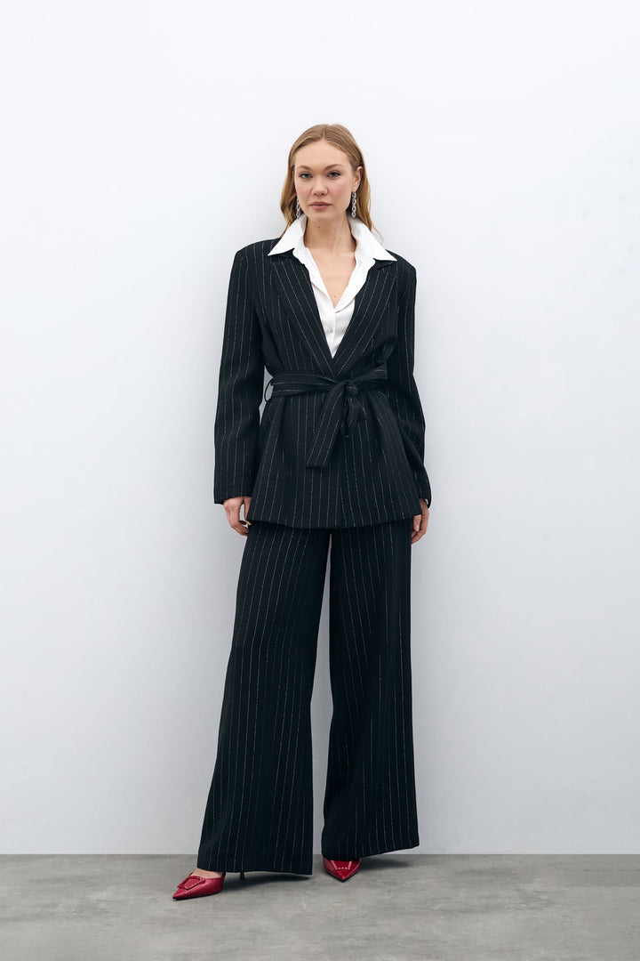 Sateen Veste ceinturée à rayures scintillantes - Noir çizgili