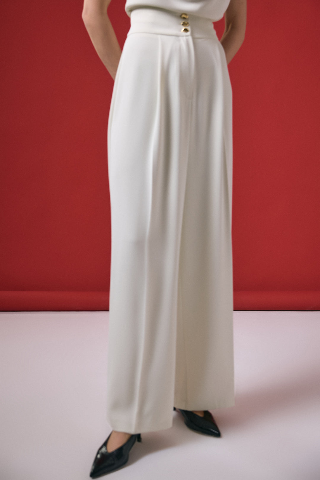 Sateen Pantalon Talia avec détail de bouton - Écru