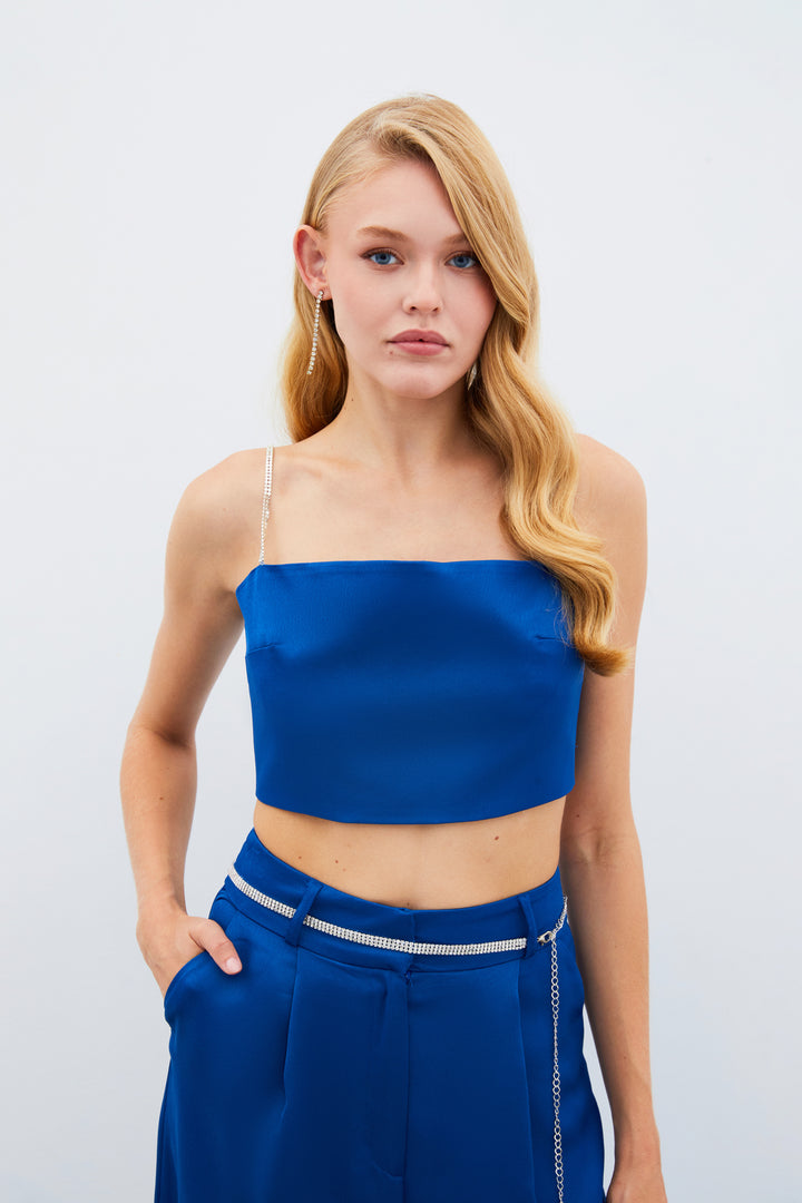 Sateen Top crop en satin à bretelles - Bleu