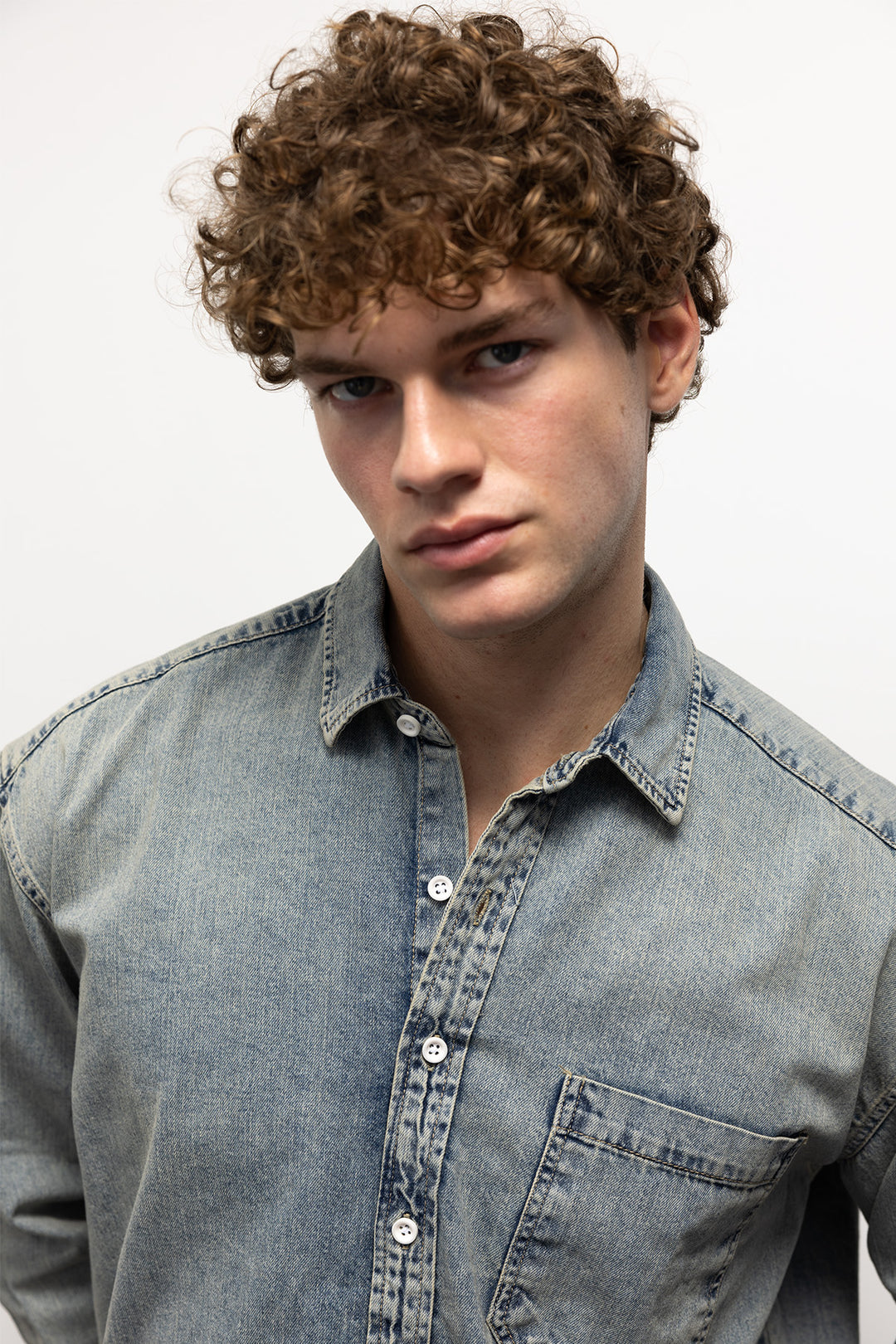Giesto Chemise en denim à poche unique - Bleu