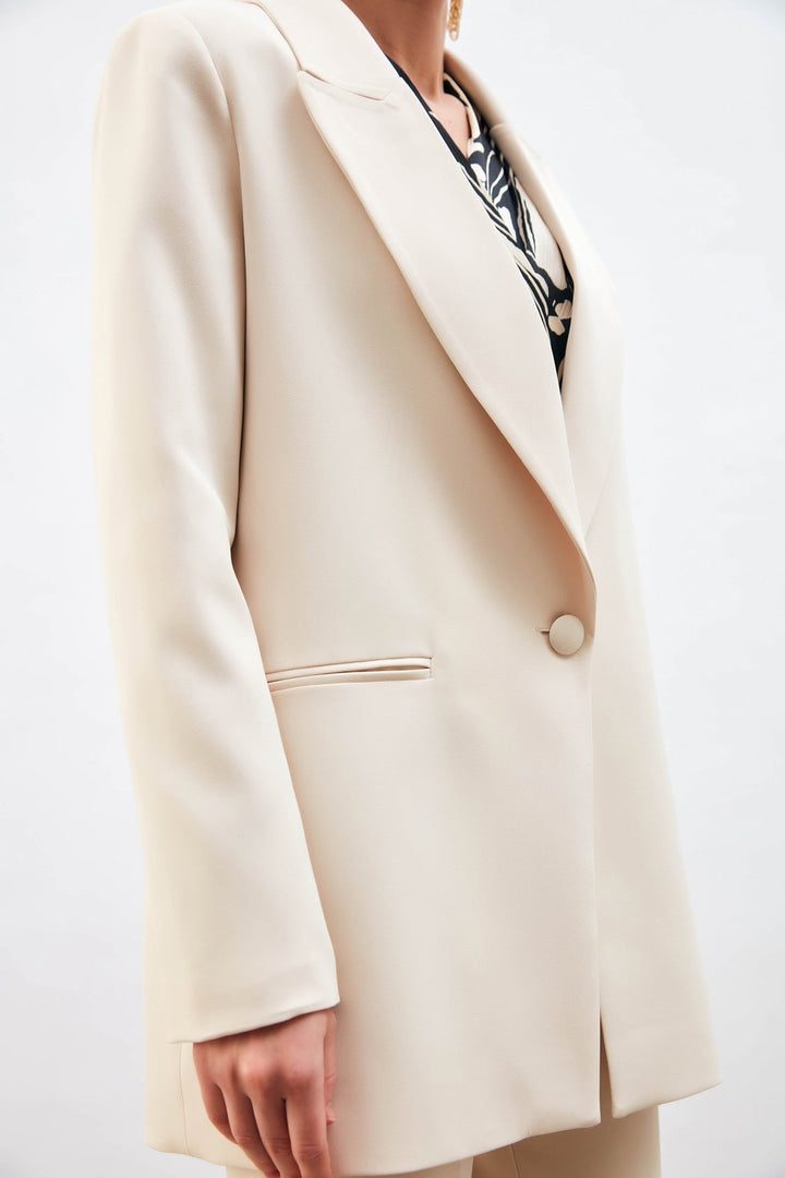 Sateen Veste Ample à Bouton Unique - Beige