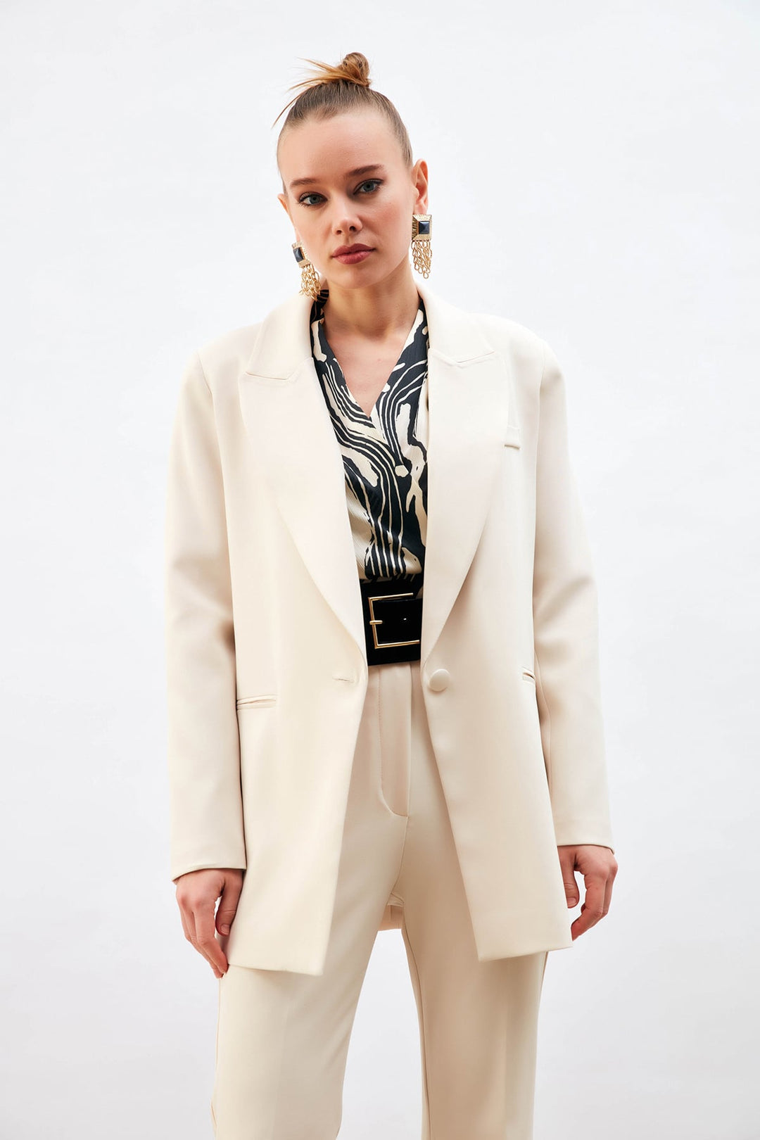 Sateen Veste Ample à Bouton Unique - Beige