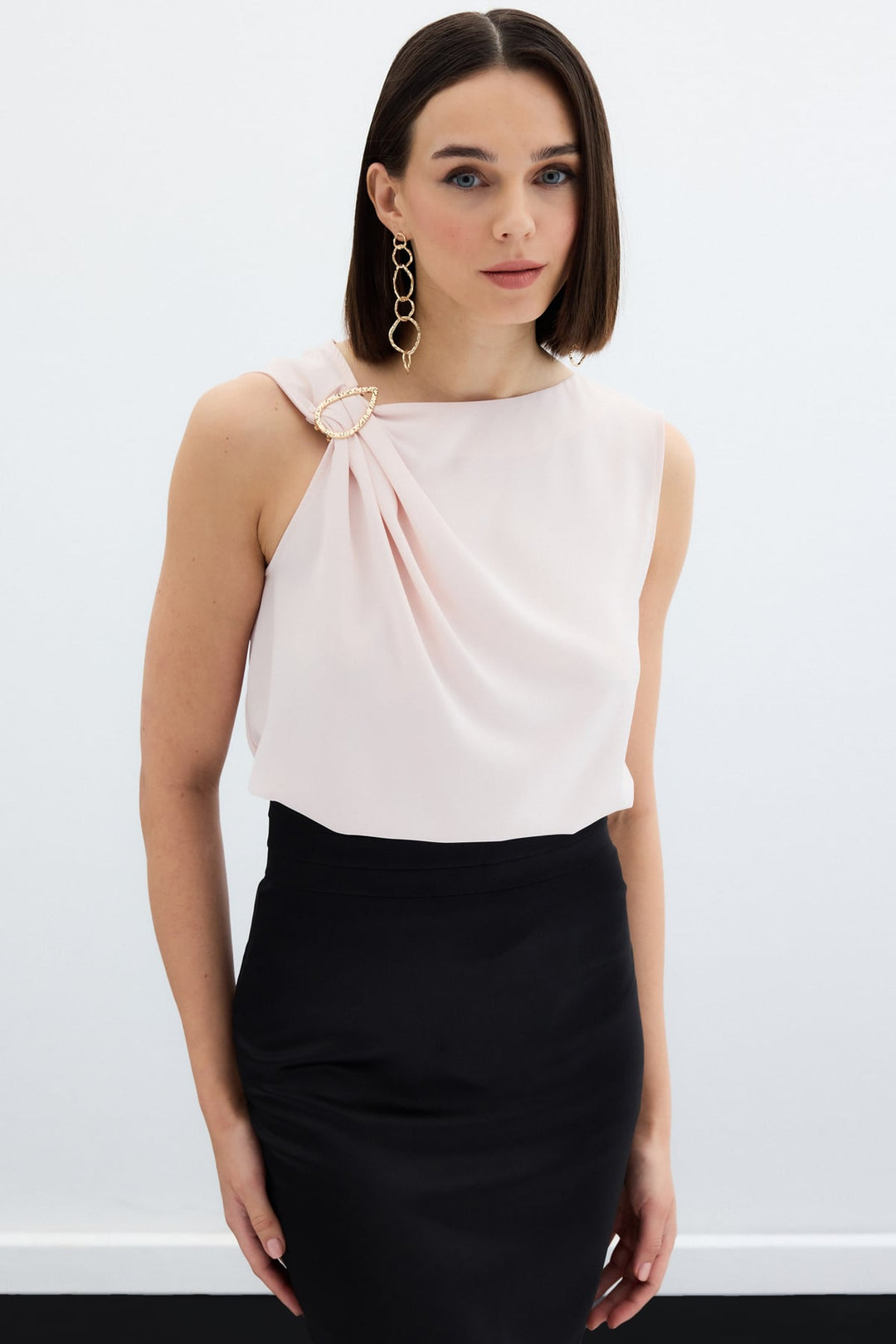 Sateen Blouse à épaule détaillée - Poudre
