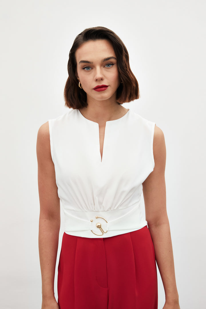 Sateen Blouse sans manches avec détail de boucle - Écru