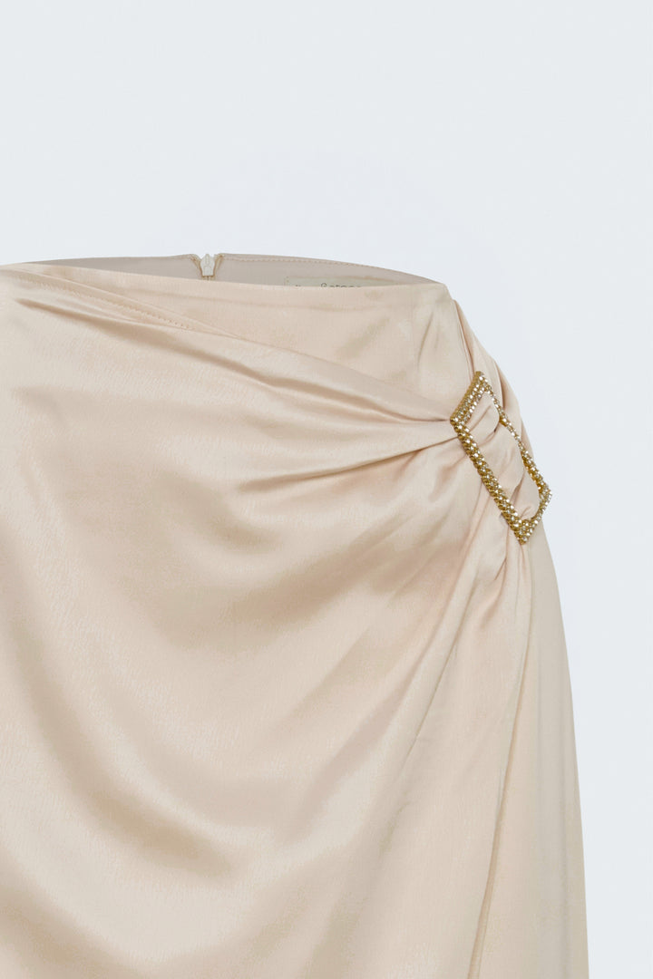 Sateen Jupe en satin avec détails de boucle - Beige