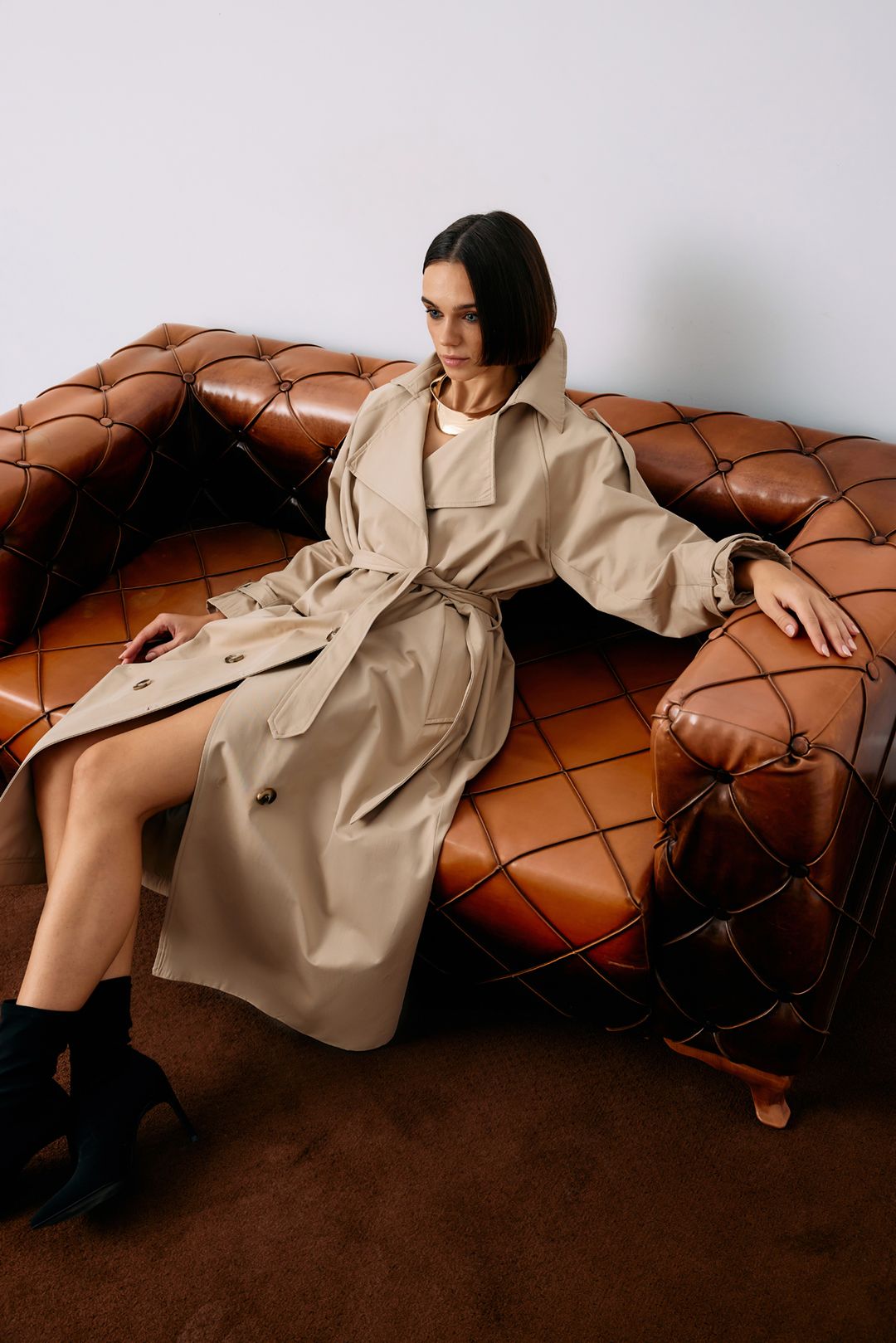 Sateen Trench avec Détails de Boucle - Beige