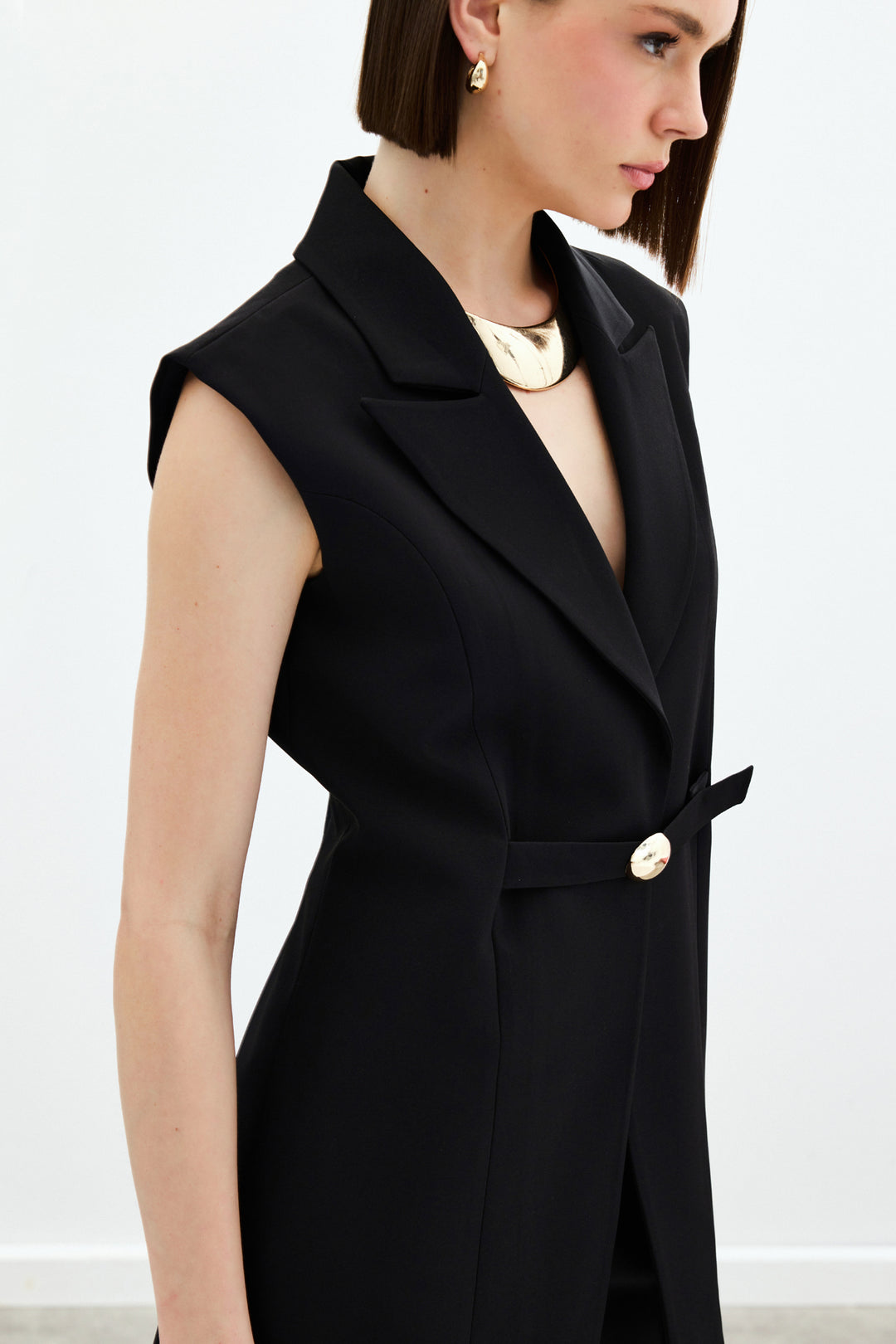 Sateen Gilet Long avec Détails de Boucle - Noir