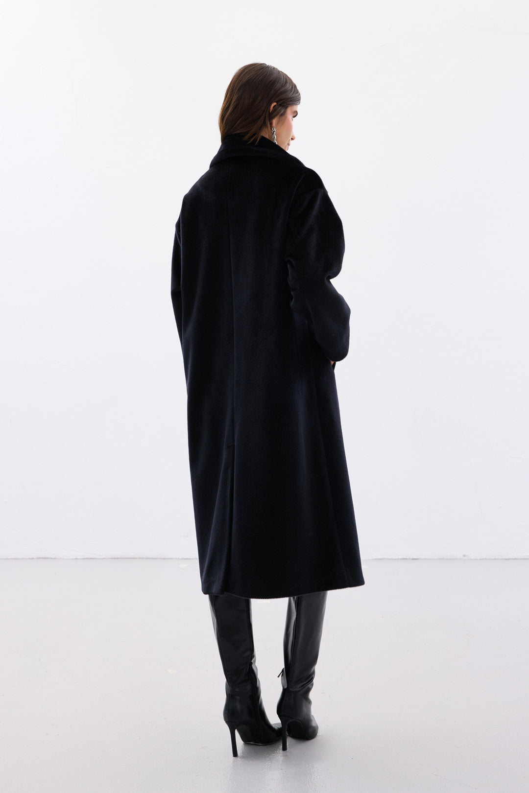 Sateen Manteau Long à Détails de Boutons - Noir
