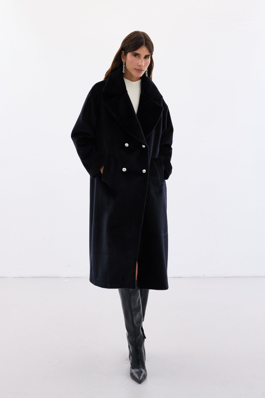 Sateen Manteau Long à Détails de Boutons - Noir