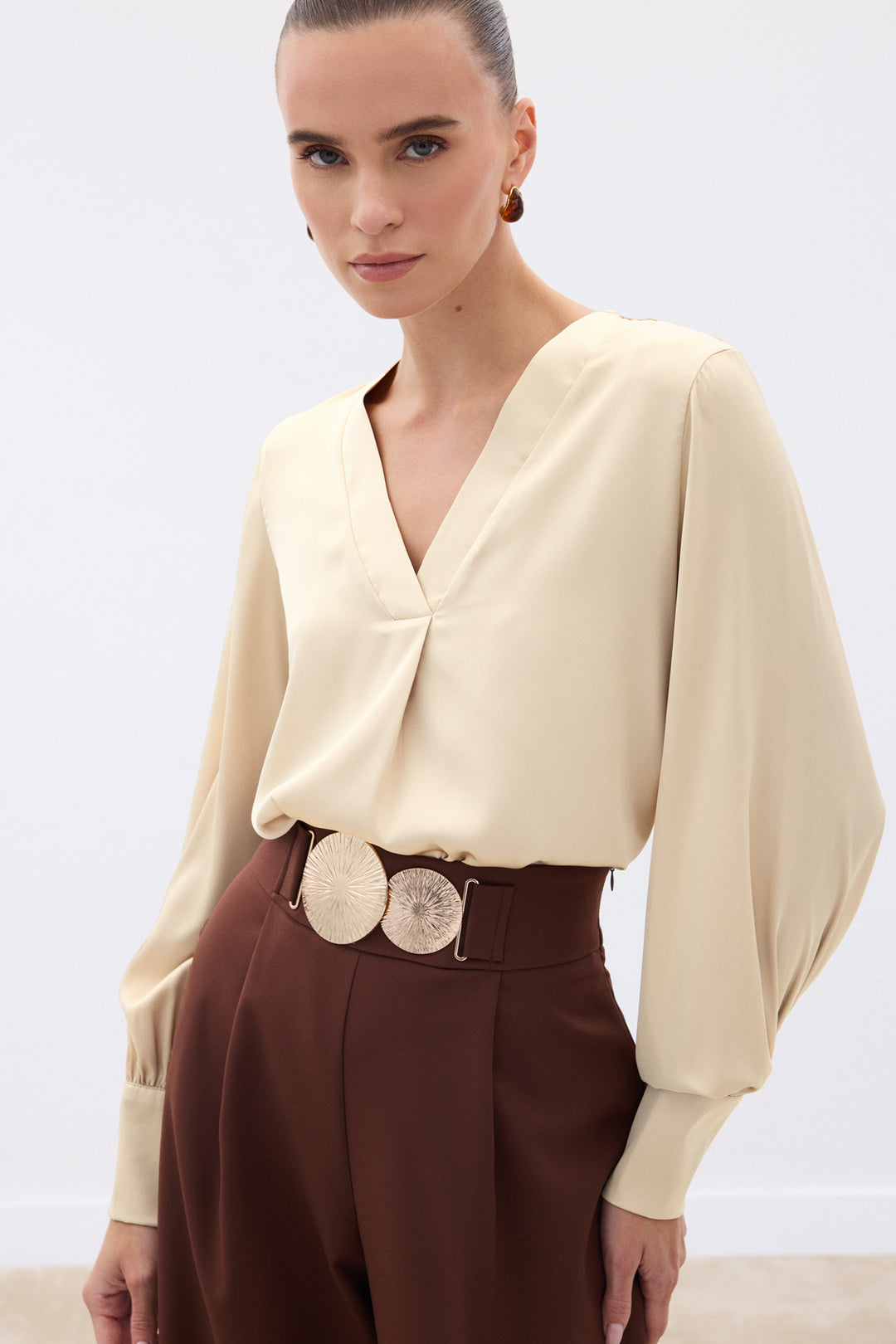 Sateen Blouse Satin à Col en V - Beige