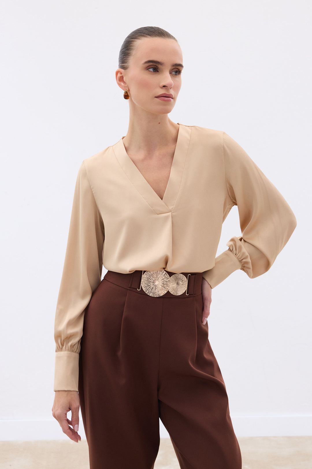Sateen Blouse Satin à Col en V - camel
