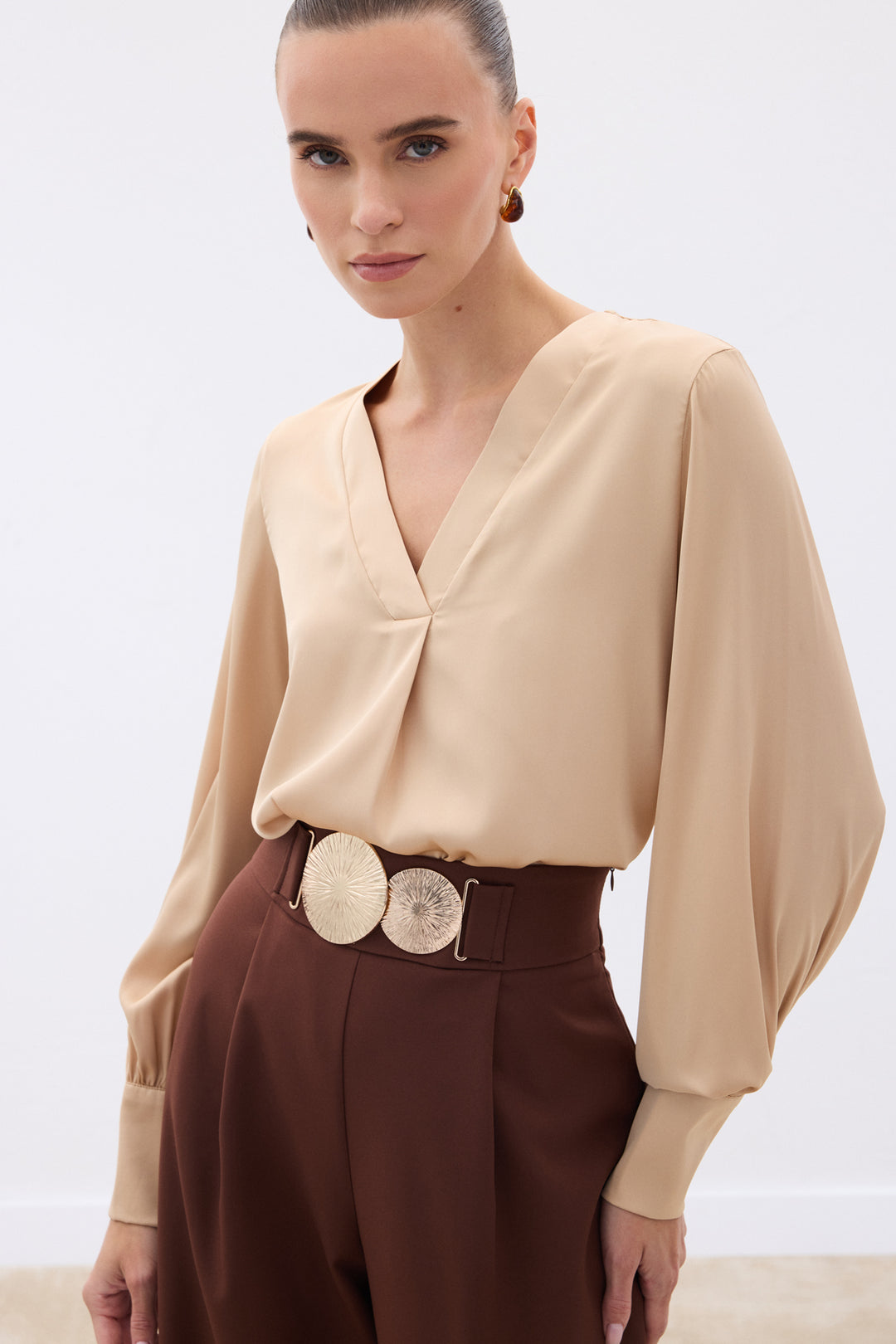 Sateen Blouse Satin à Col en V - camel