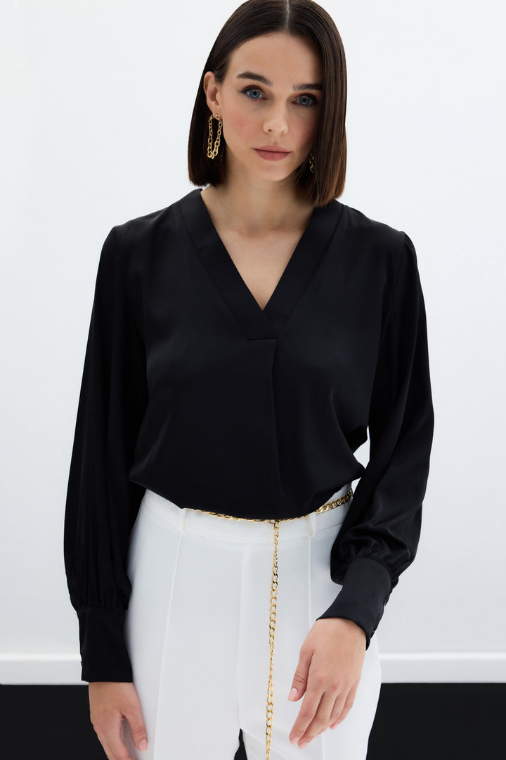 Sateen Blouse en satin à col en V - Noir