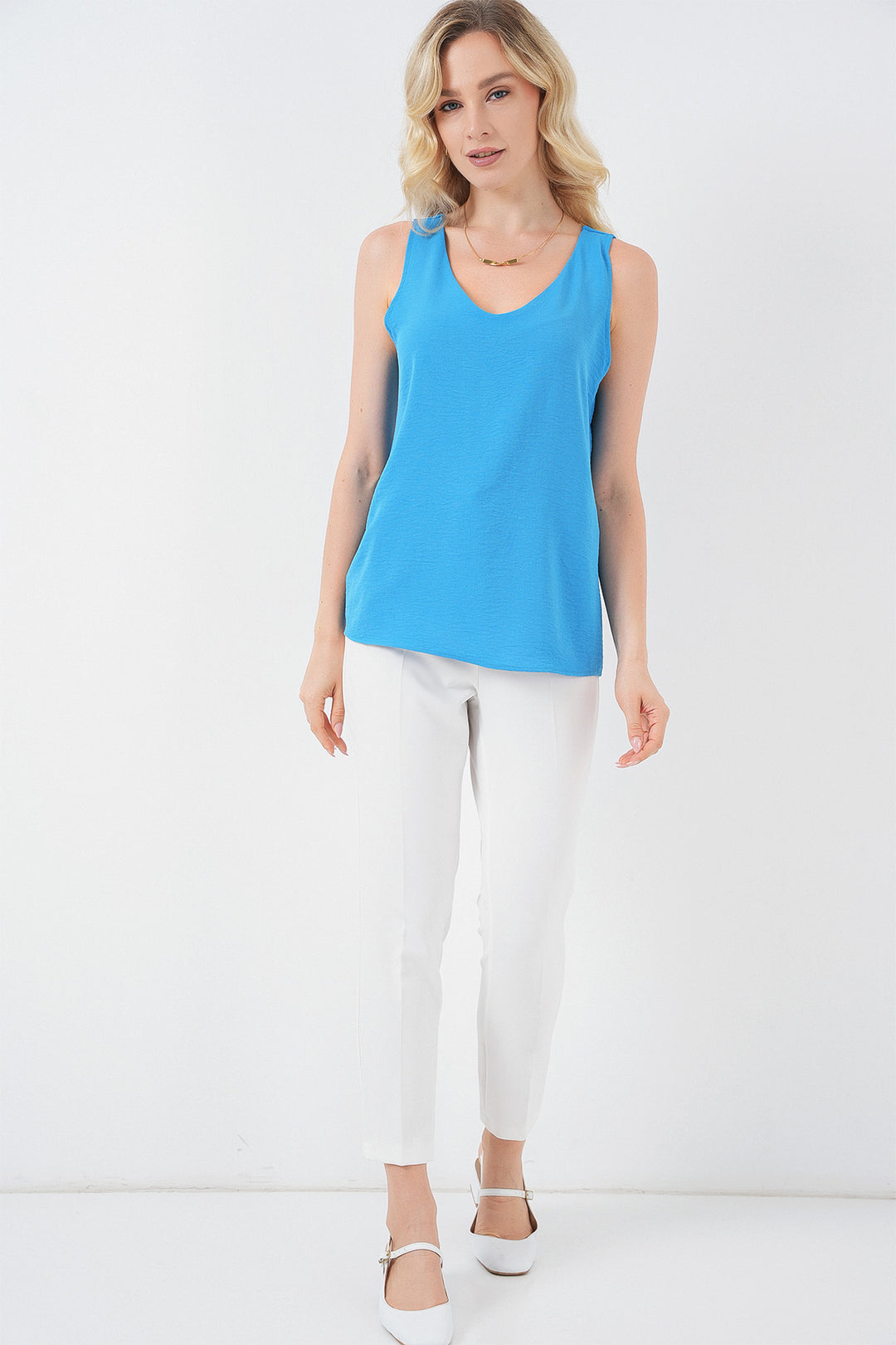Bigdart Blouse sans manches à décolleté en V 950 - Bleu ciel