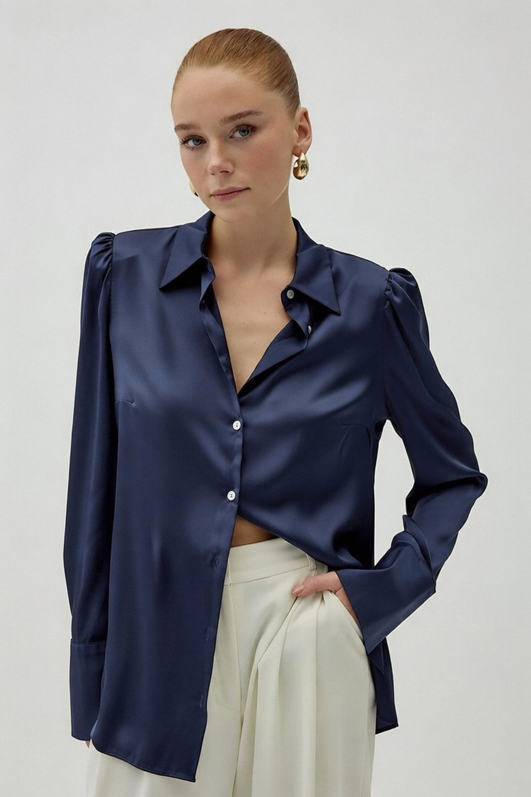Sateen Chemisier Satin avec Épaules Rembourrées - Bleu marine