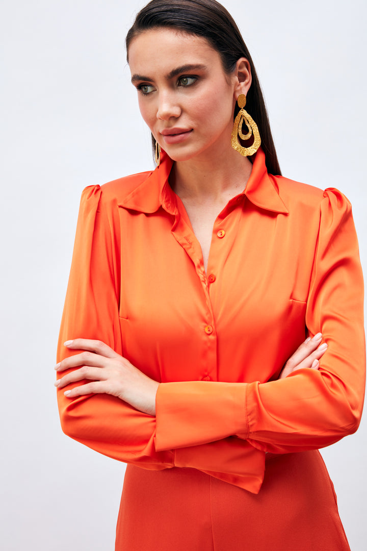Sateen Chemise en satin avec épaulettes - oranj