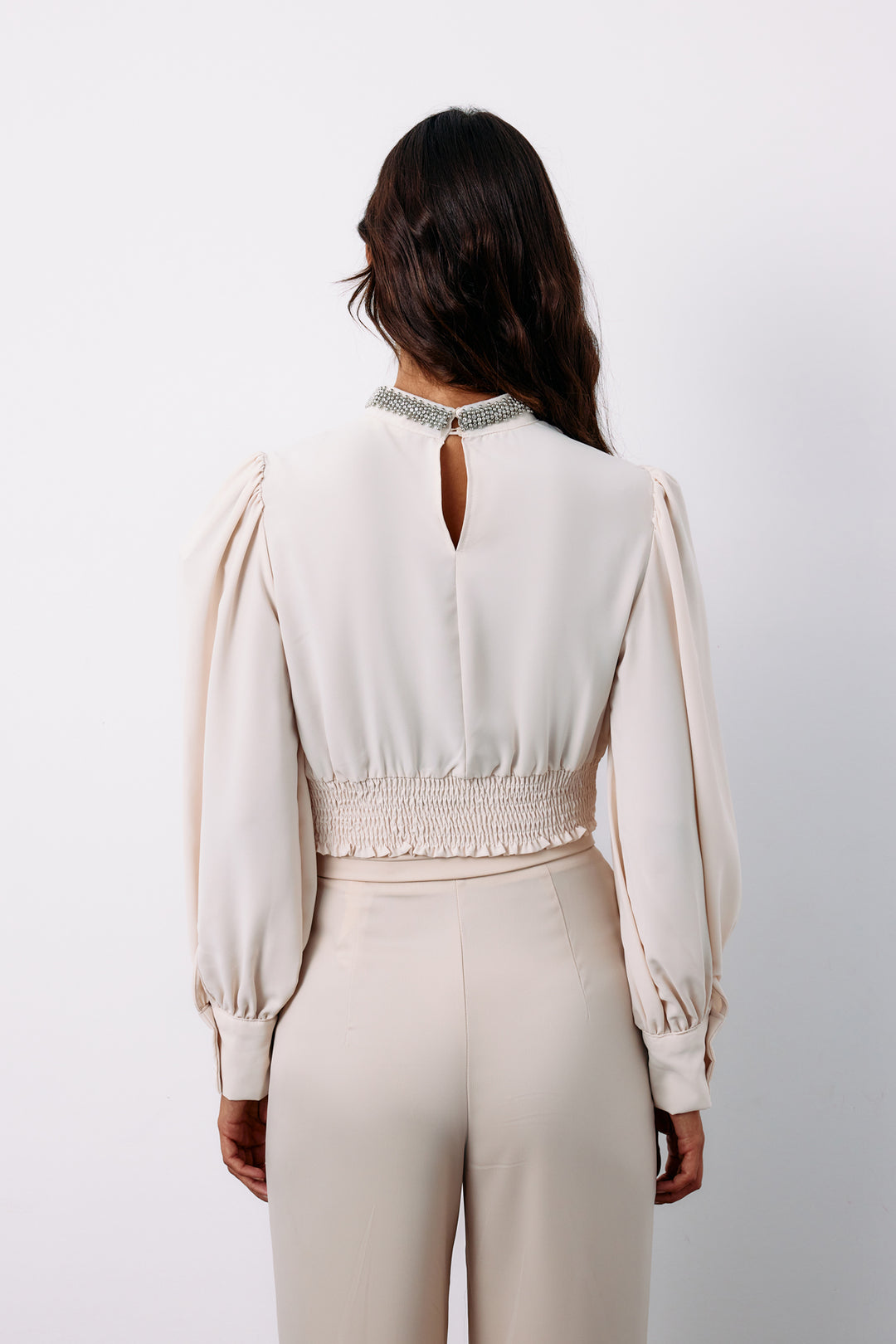 Sateen Blouse avec Accessoire de Col - Beige