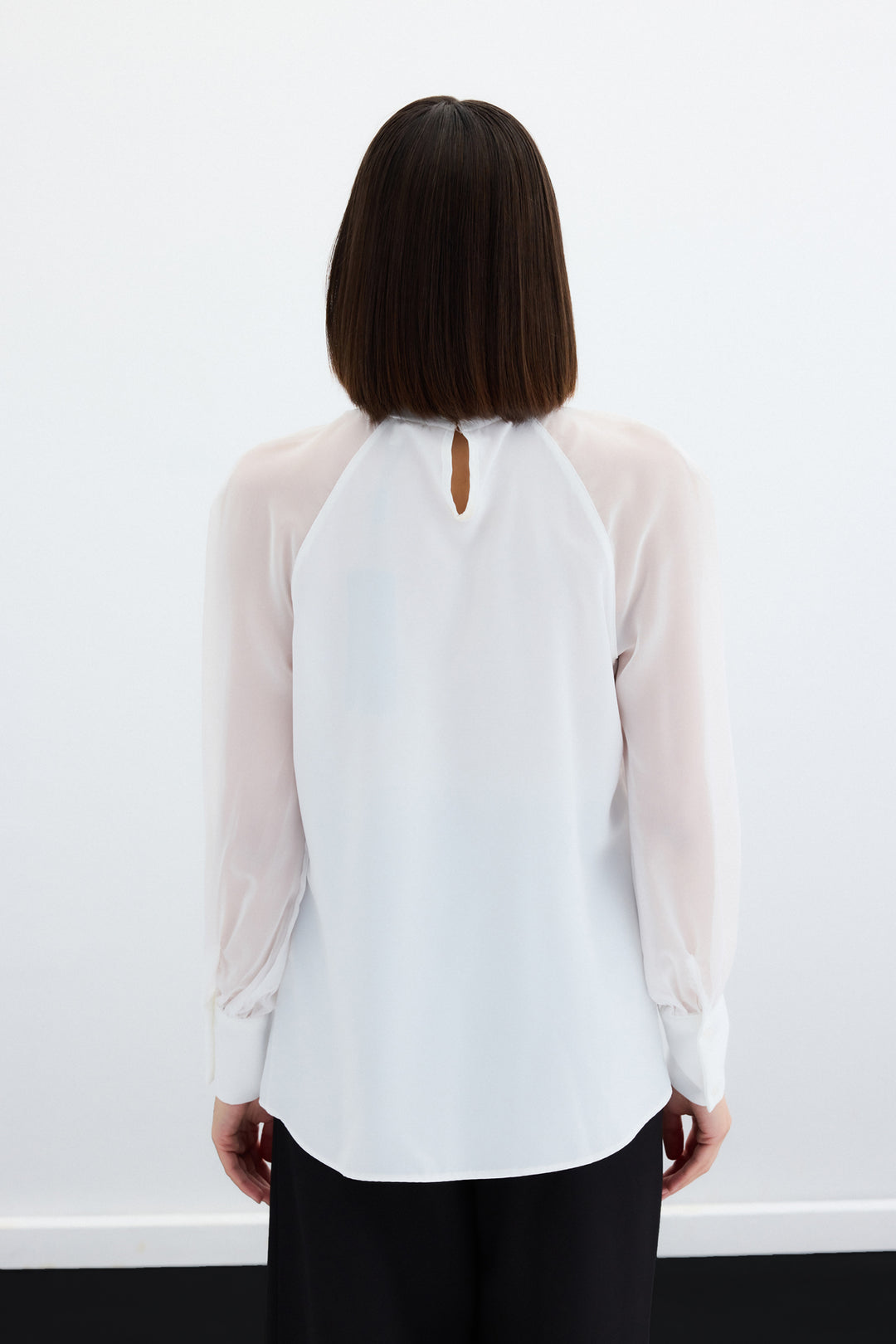 Sateen Blouse avec accessoire de col - Écru