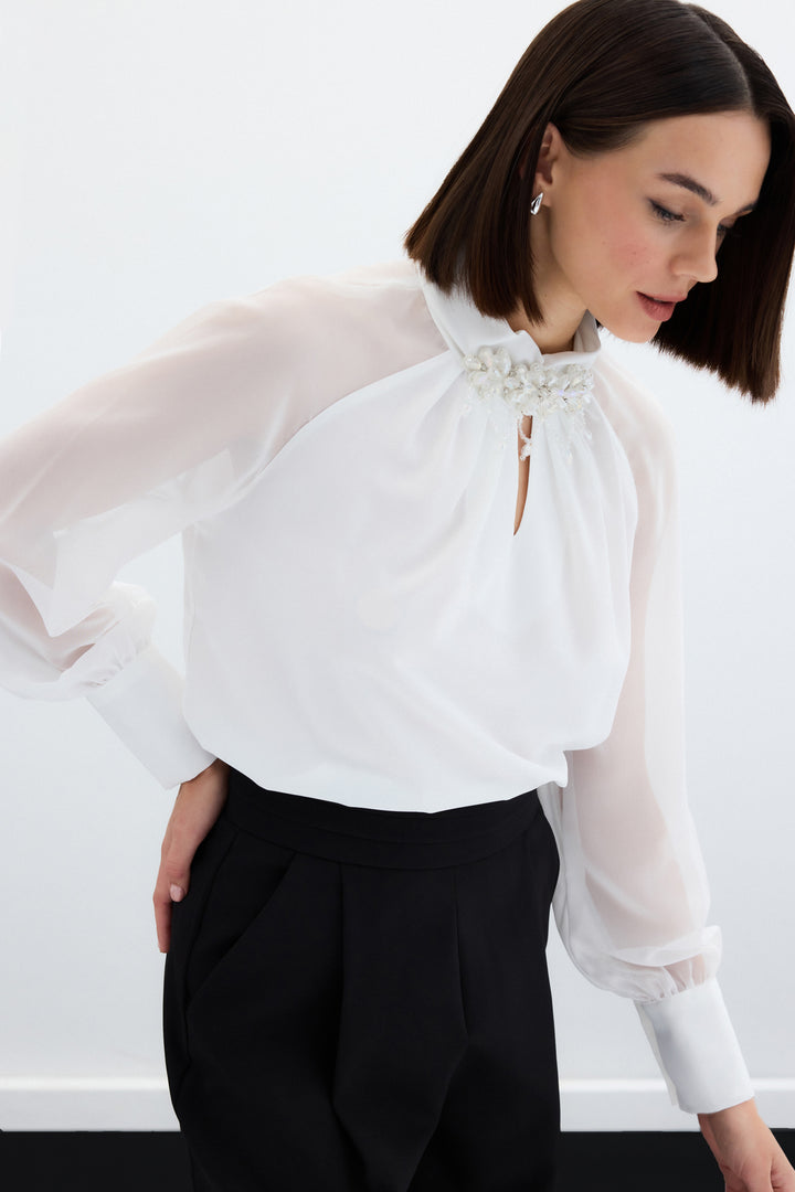 Sateen Blouse avec accessoire de col - Écru