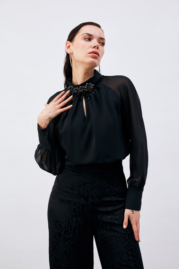 Sateen Blouse avec accessoire de col - Noir