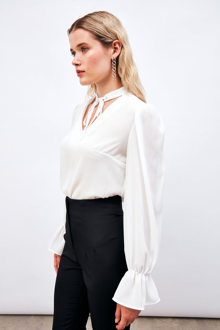 Sateen Blouse ample avec détail à nouer au col - Écru