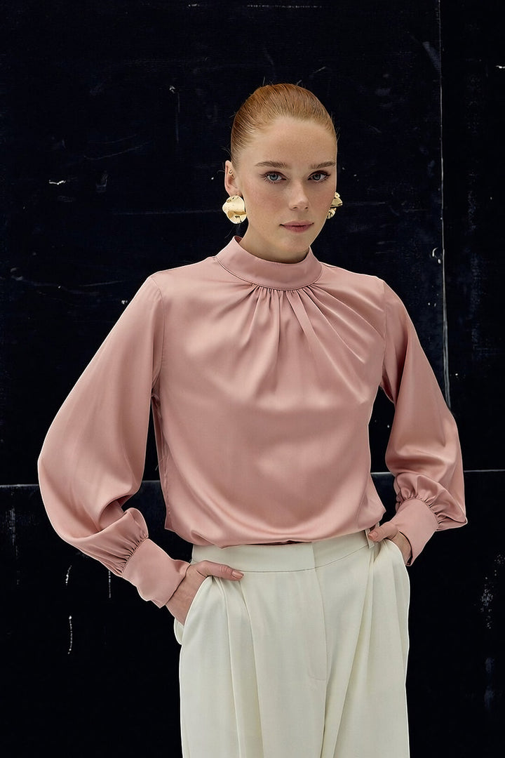 Sateen Blouse en satin avec détail de col - Rose