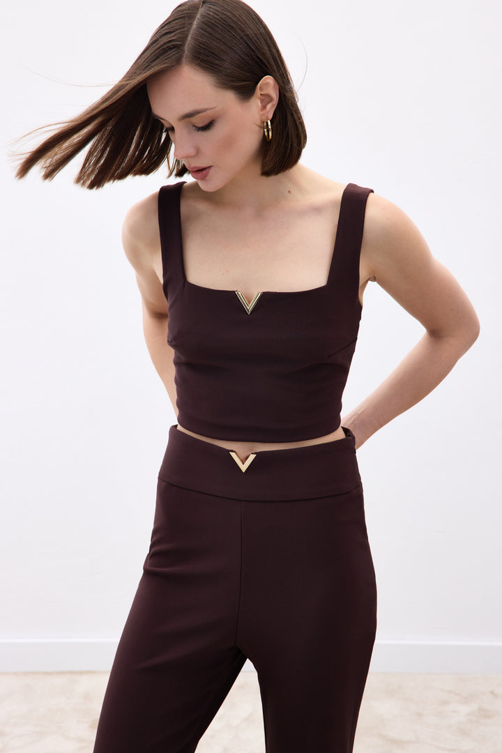 Sateen Blouse avec accessoire doré au col - Marron
