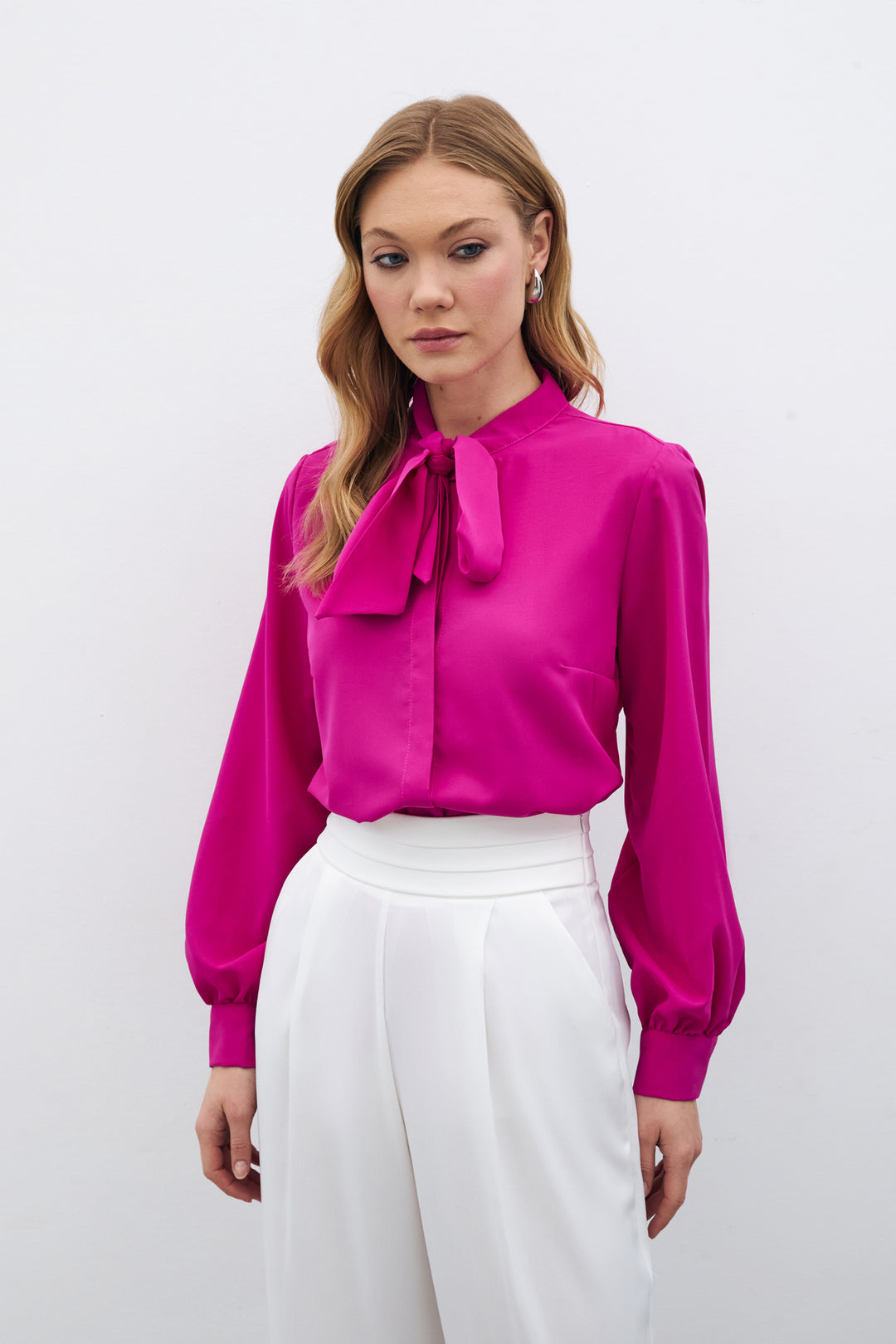 Sateen Chemise unie à col noué - Fuchsia